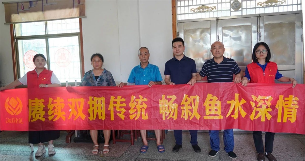 建軍節(jié) | 湘聯(lián)電纜開展走訪慰問退役軍人活動！